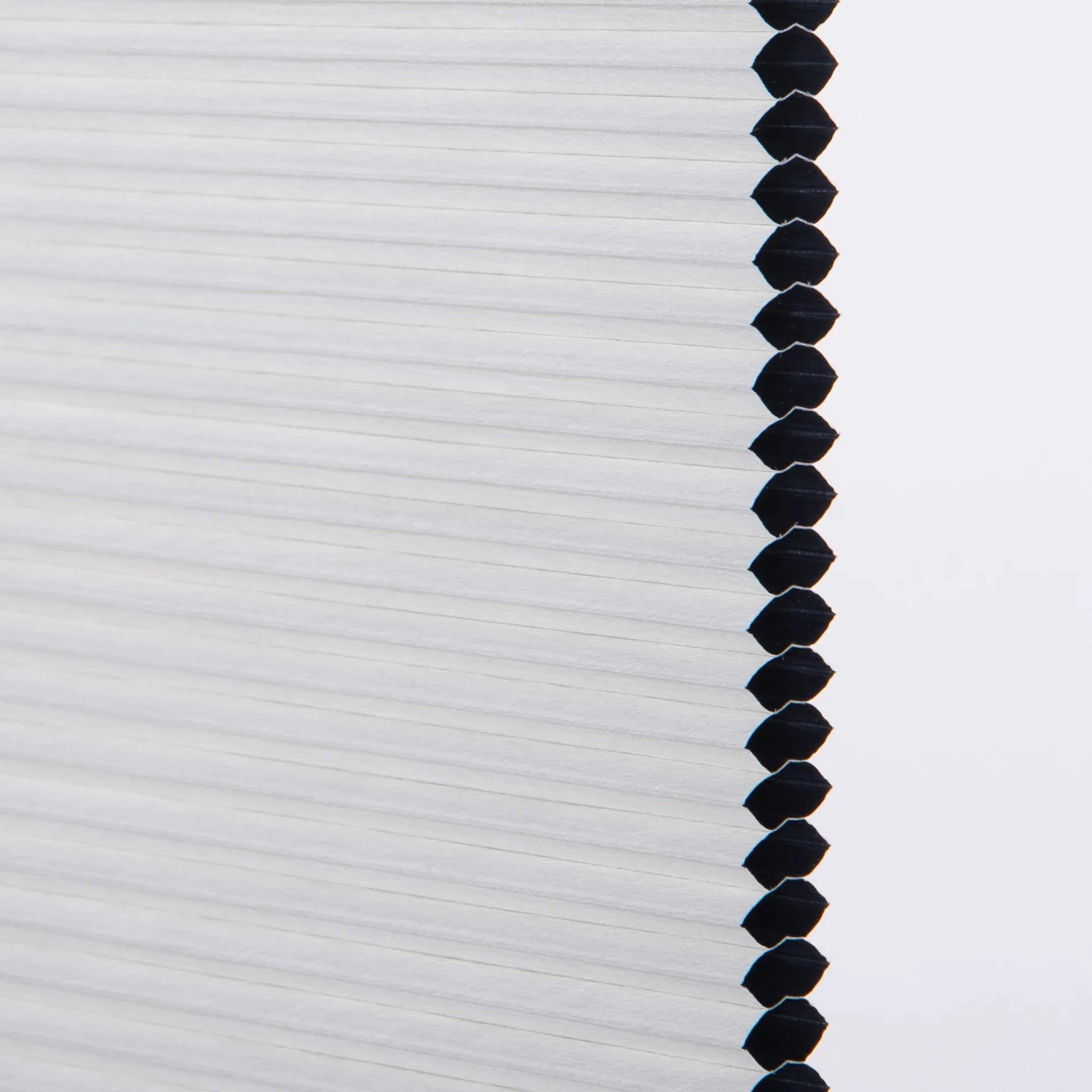 Side profile of Snow honeycomb fabric